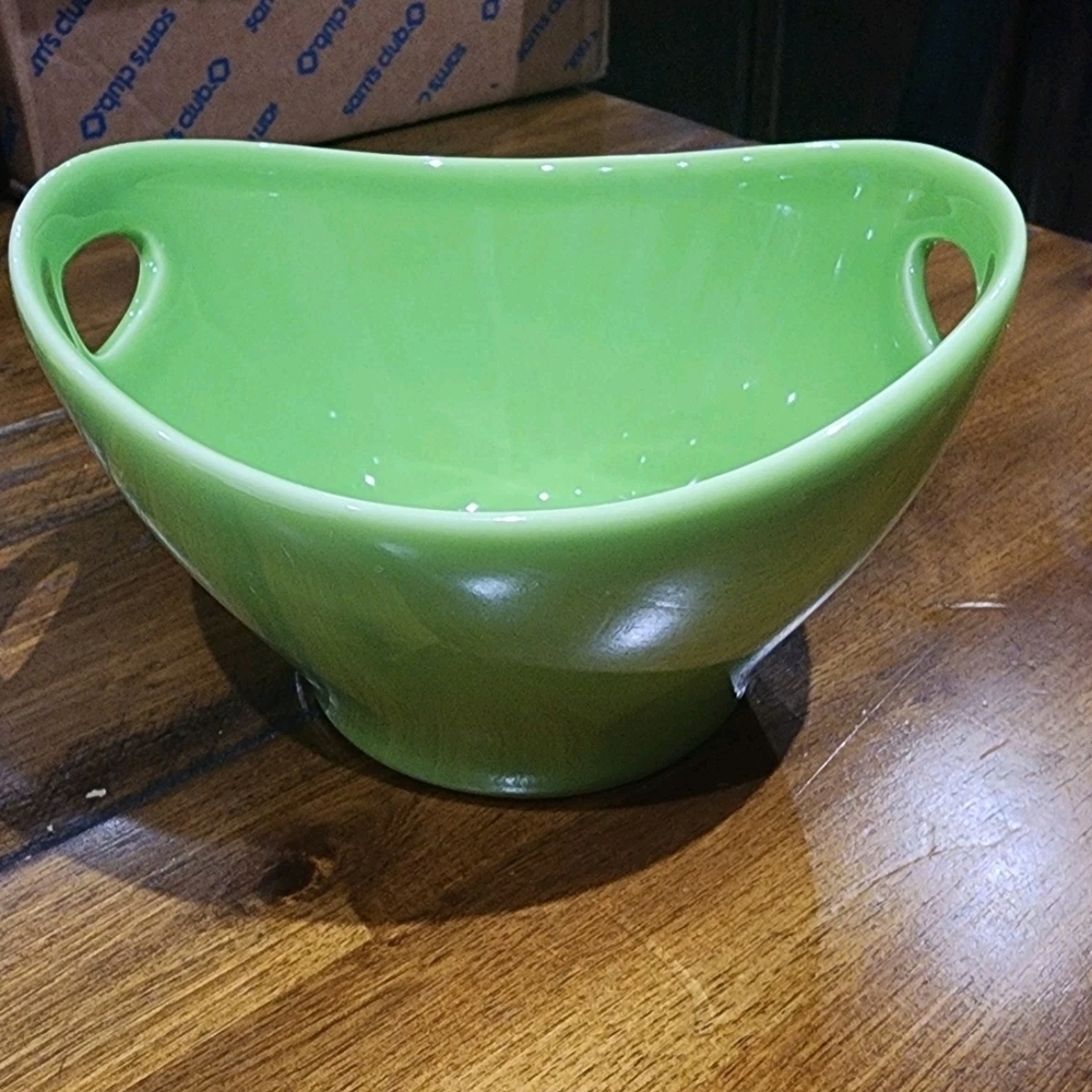 Matceramica Lime Green Bowl Integrated Handles Vibrant Green Ceramic Bowl